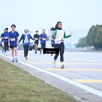 Runner Photo 7557912