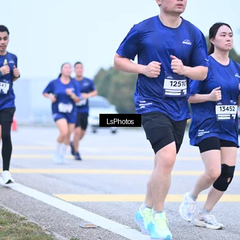Runner Photo 7557933