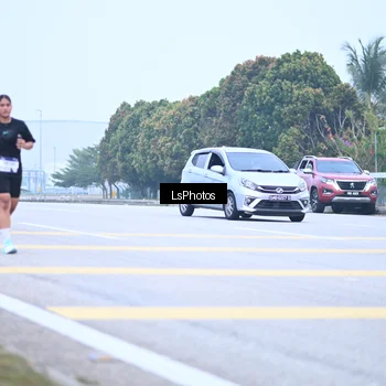 Runner Photo 7557944