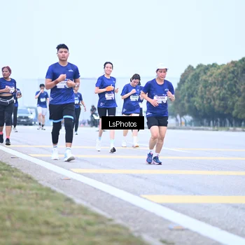 Runner Photo 7557956