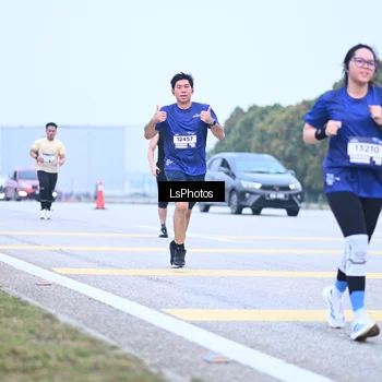 Runner Photo 7557959