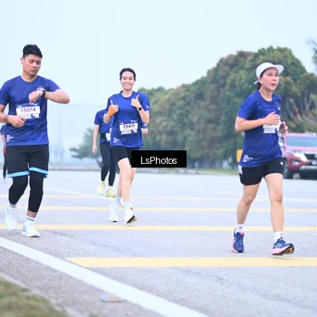 Runner Photo 7557963