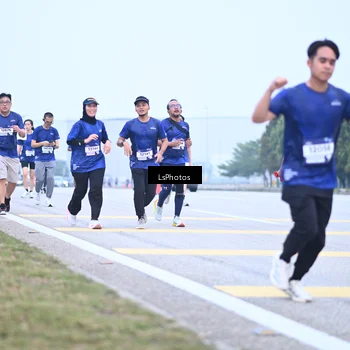 Runner Photo 7557968