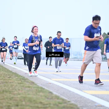 Runner Photo 7557978