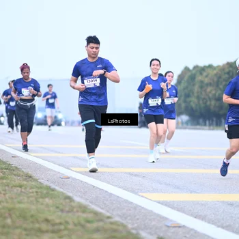 Runner Photo 7557991