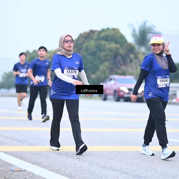 Runner Photo 7557996