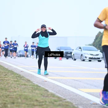 Runner Photo 7558007