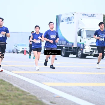 Runner Photo 7558008