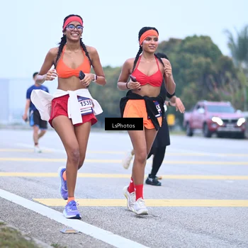 Runner Photo 7558022
