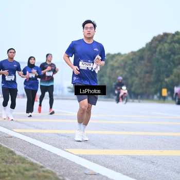 Runner Photo 7558032