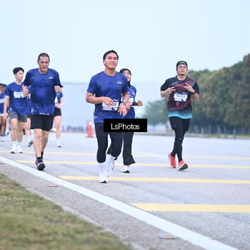 Runner Photo 7558033