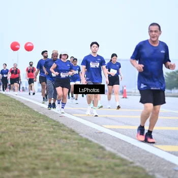 Runner Photo 7558036