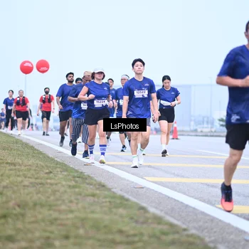 Runner Photo 7558047