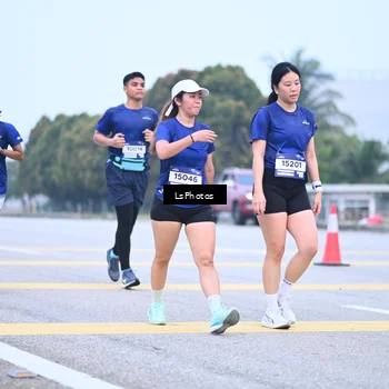 Runner Photo 7558049
