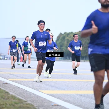 Runner Photo 7558052