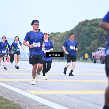 Runner Photo 7558053