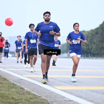 Runner Photo 7558054