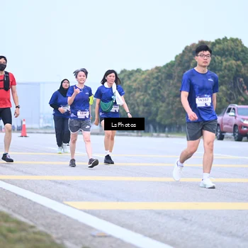 Runner Photo 7558062