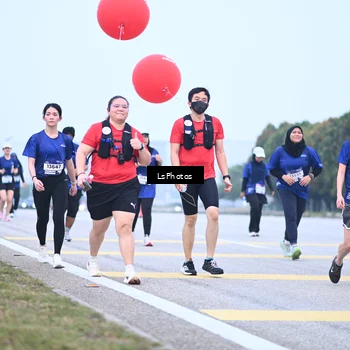 Runner Photo 7558064