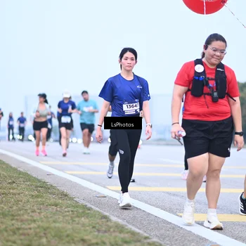 Runner Photo 7558067