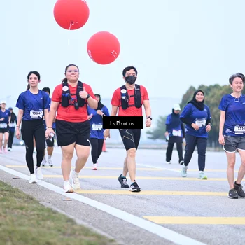 Runner Photo 7558074