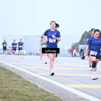 Runner Photo 7558100