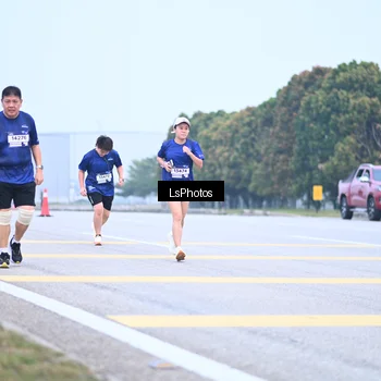 Runner Photo 7558108