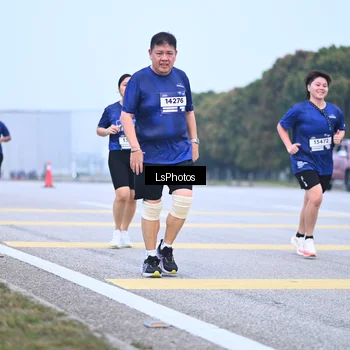 Runner Photo 7558111