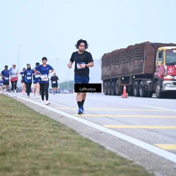Runner Photo 7558118
