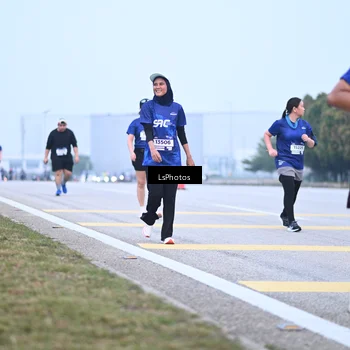 Runner Photo 7558134