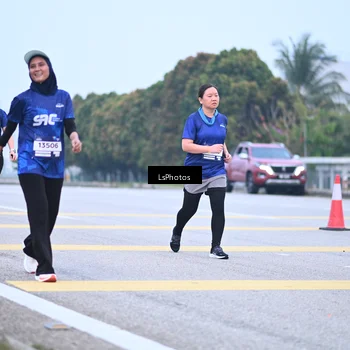 Runner Photo 7558139