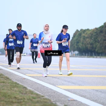 Runner Photo 7558142
