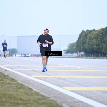 Runner Photo 7558145