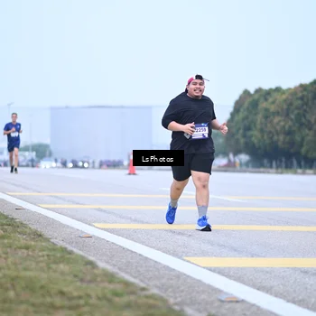 Runner Photo 7558149