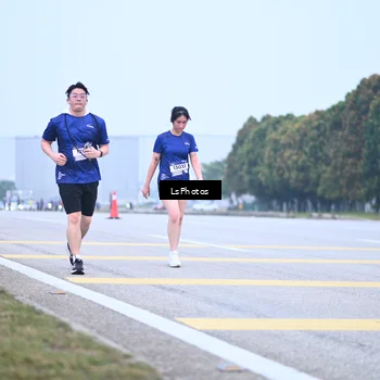 Runner Photo 7558153