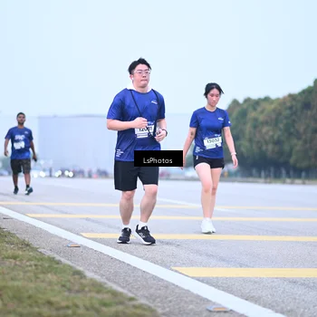 Runner Photo 7558156
