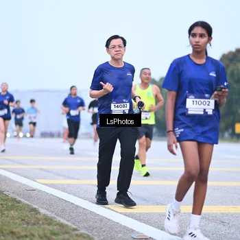 Runner Photo 7558180
