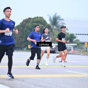 Runner Photo 7558186