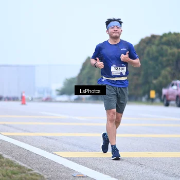 Runner Photo 7558190