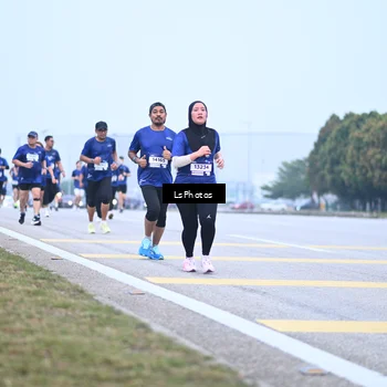 Runner Photo 7558193