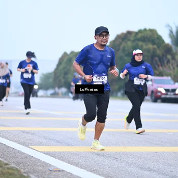 Runner Photo 7558201