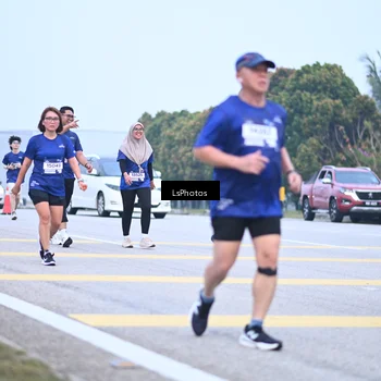 Runner Photo 7558209