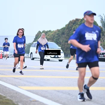Runner Photo 7558210