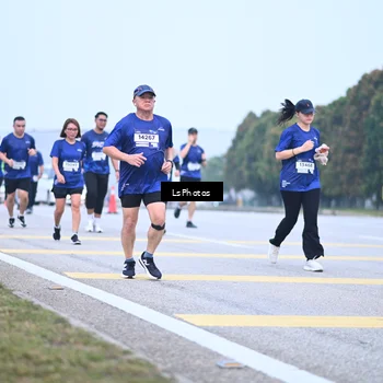 Runner Photo 7558212