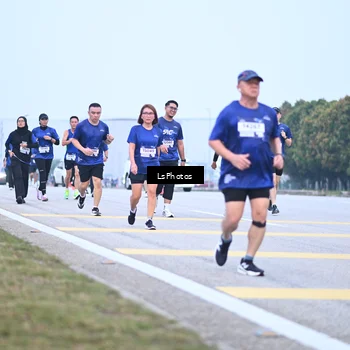 Runner Photo 7558214
