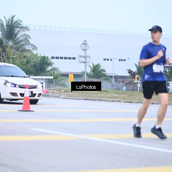 Runner Photo 7558215