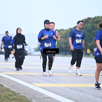 Runner Photo 7558216
