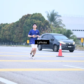 Runner Photo 7558220
