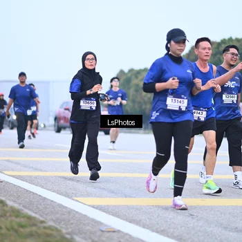 Runner Photo 7558221