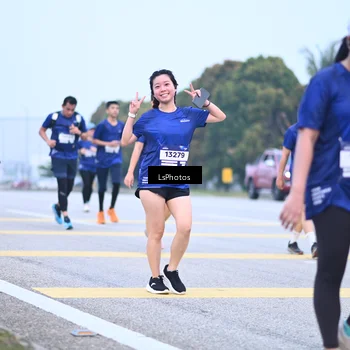 Runner Photo 7558239